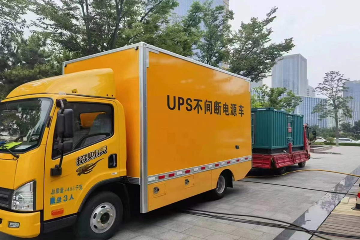 槐荫发电机租赁施工现场